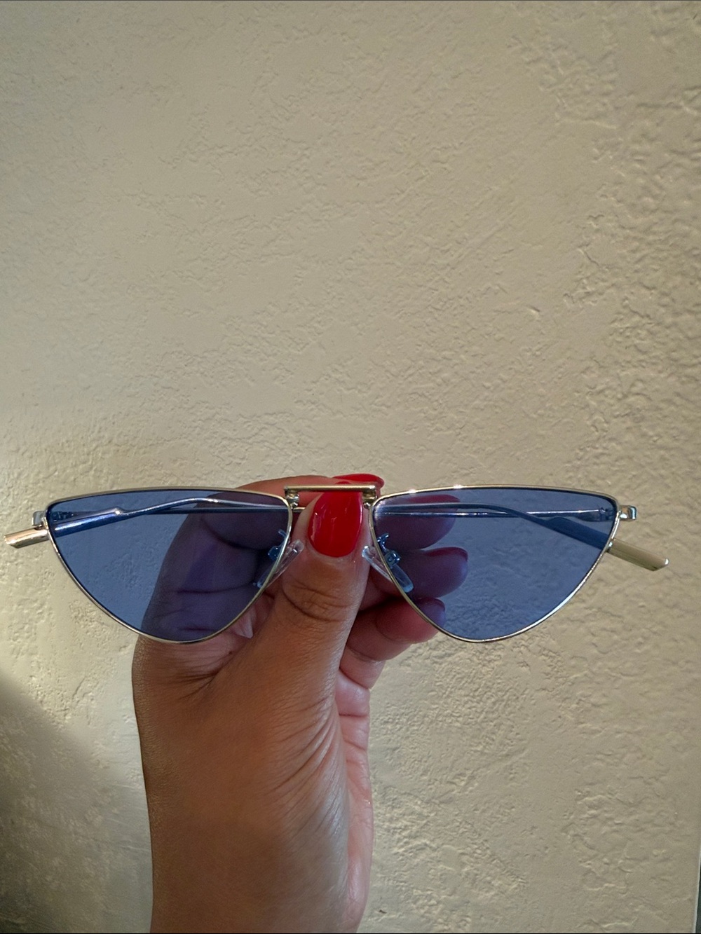 Retro Blue Cat-Eye Sunglasses